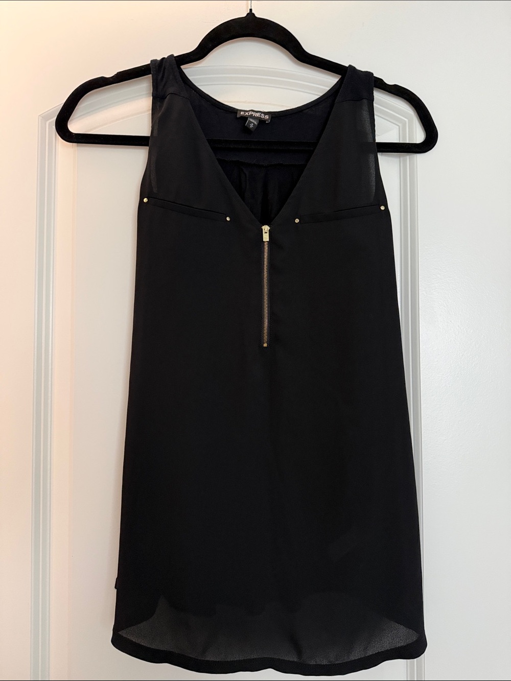 Express Black Sleeveless V-Neck Zip-Front Top